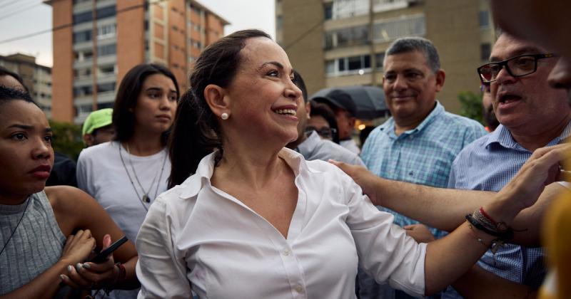 A venezuelai ellenzék vezetője kapta meg a Nobel-békedíjat, míg Trumpnak még türelmesnek kell lennie.