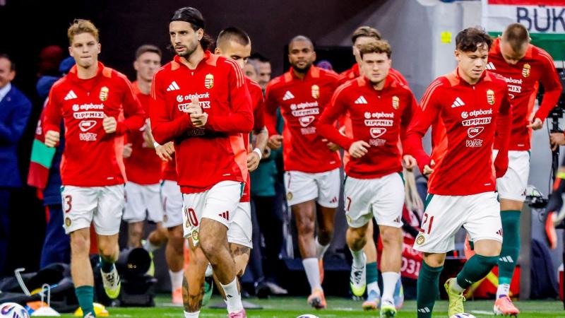 A magyar válogatott tiszteletadással emlékezik Mezey Györgyre, míg az Örményország elleni mérkőzésre készül.