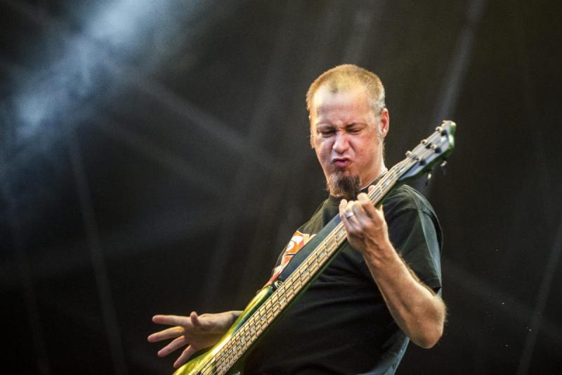 A zenei színtér mély gyászban van: elhunyt Sam Rivers, a Limp Bizkit ikonikus basszusgitárosa.