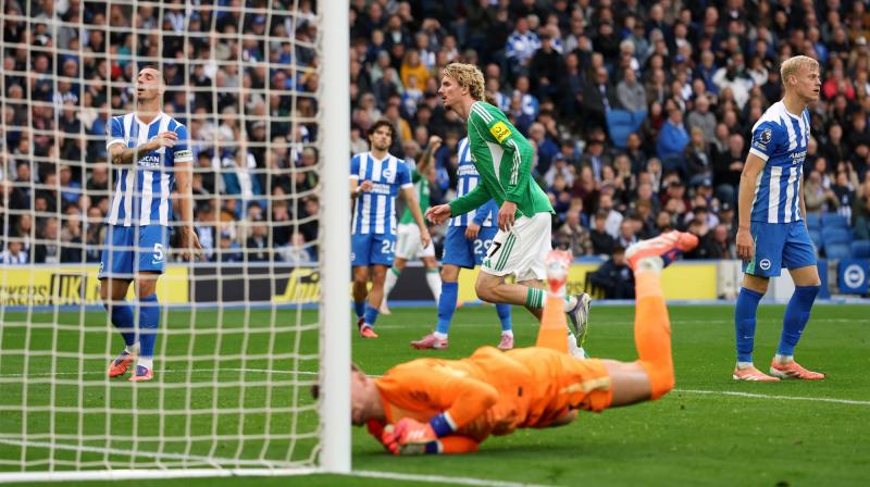 A 75 milliós, 198 centiméter magas csatár varázslatos gólt szerzett, amellyel igazi szenzációt keltett.