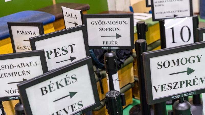 Javaslat egy átfogó önkormányzati reformról

Az önkormányzati rendszer modernizálása elengedhetetlen a helyi közösségek hatékonyabb működése és a polgárok igényeinek jobb kiszolgálása érdekében. Célunk egy olyan reform megvalósítása, amely nemcsak a helyi